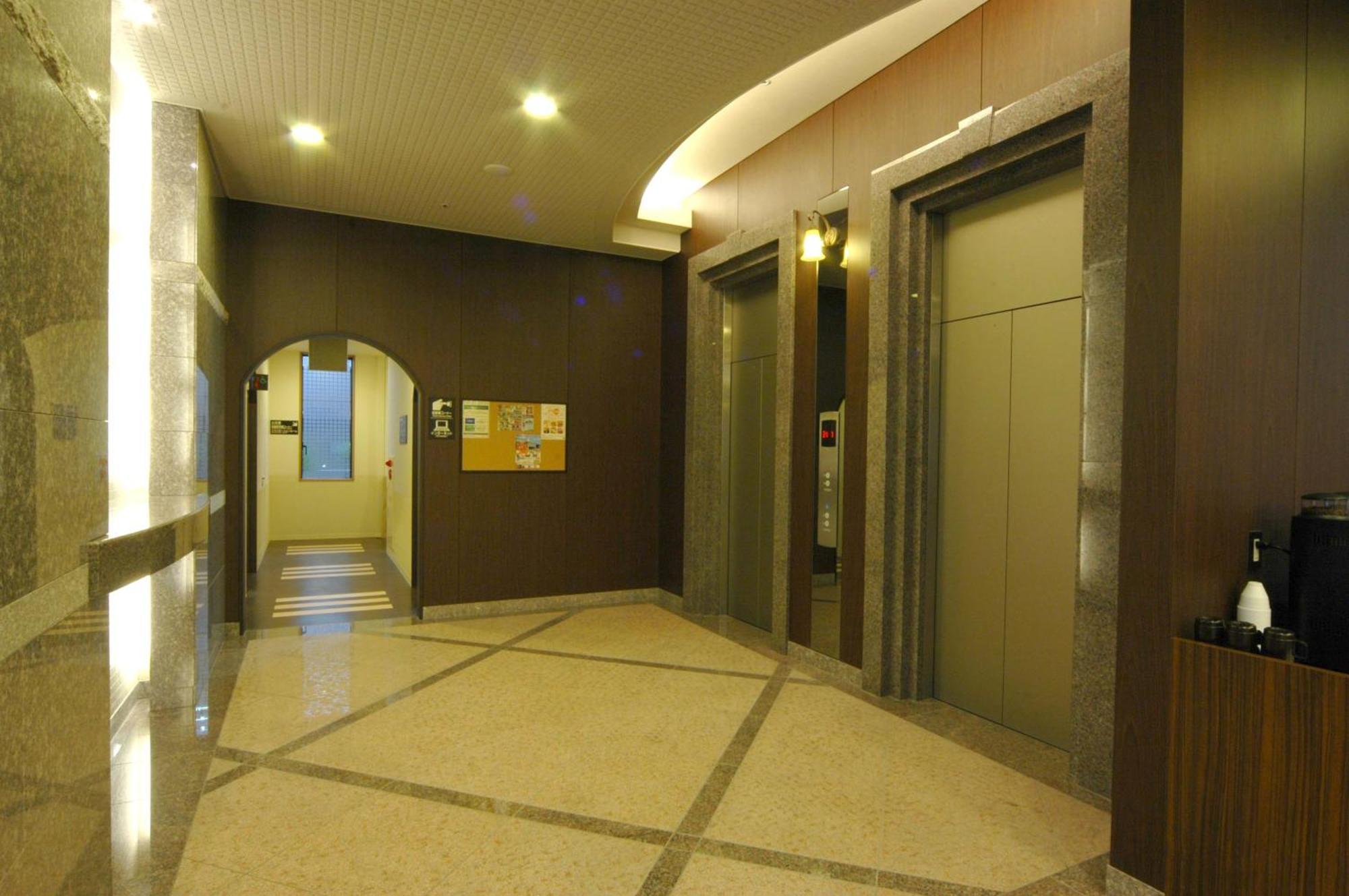 Hotel Route-Inn Kushiro Ekimae Bagian luar foto